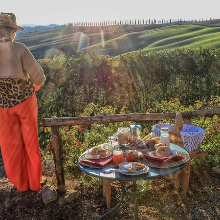 Montisi Agriturismo Bombina מראה חיצוני תמונה