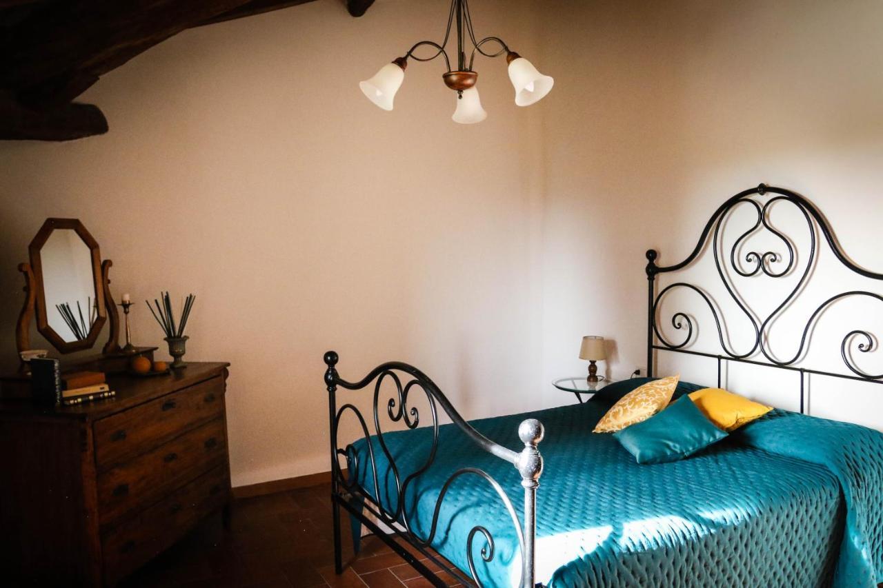 Montisi Agriturismo Bombina מראה חיצוני תמונה
