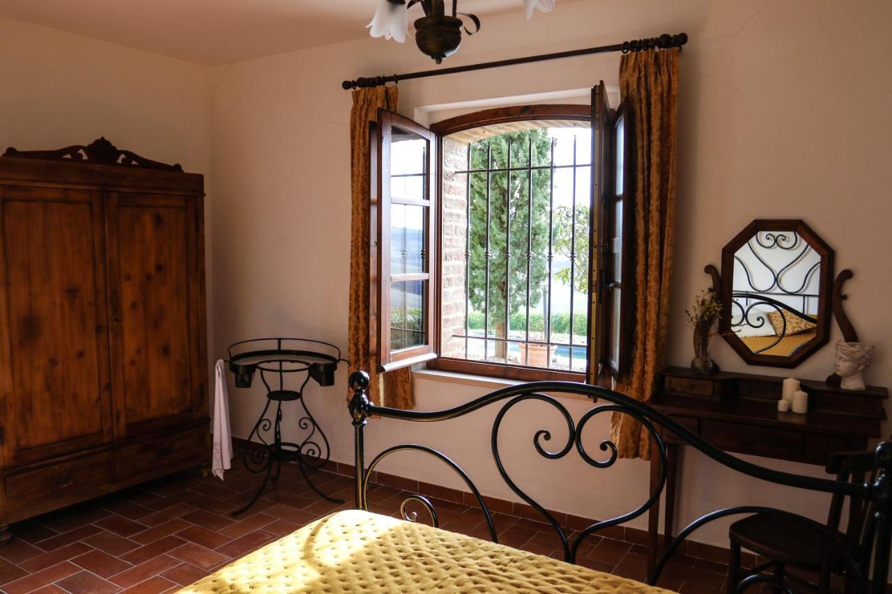 Montisi Agriturismo Bombina מראה חיצוני תמונה