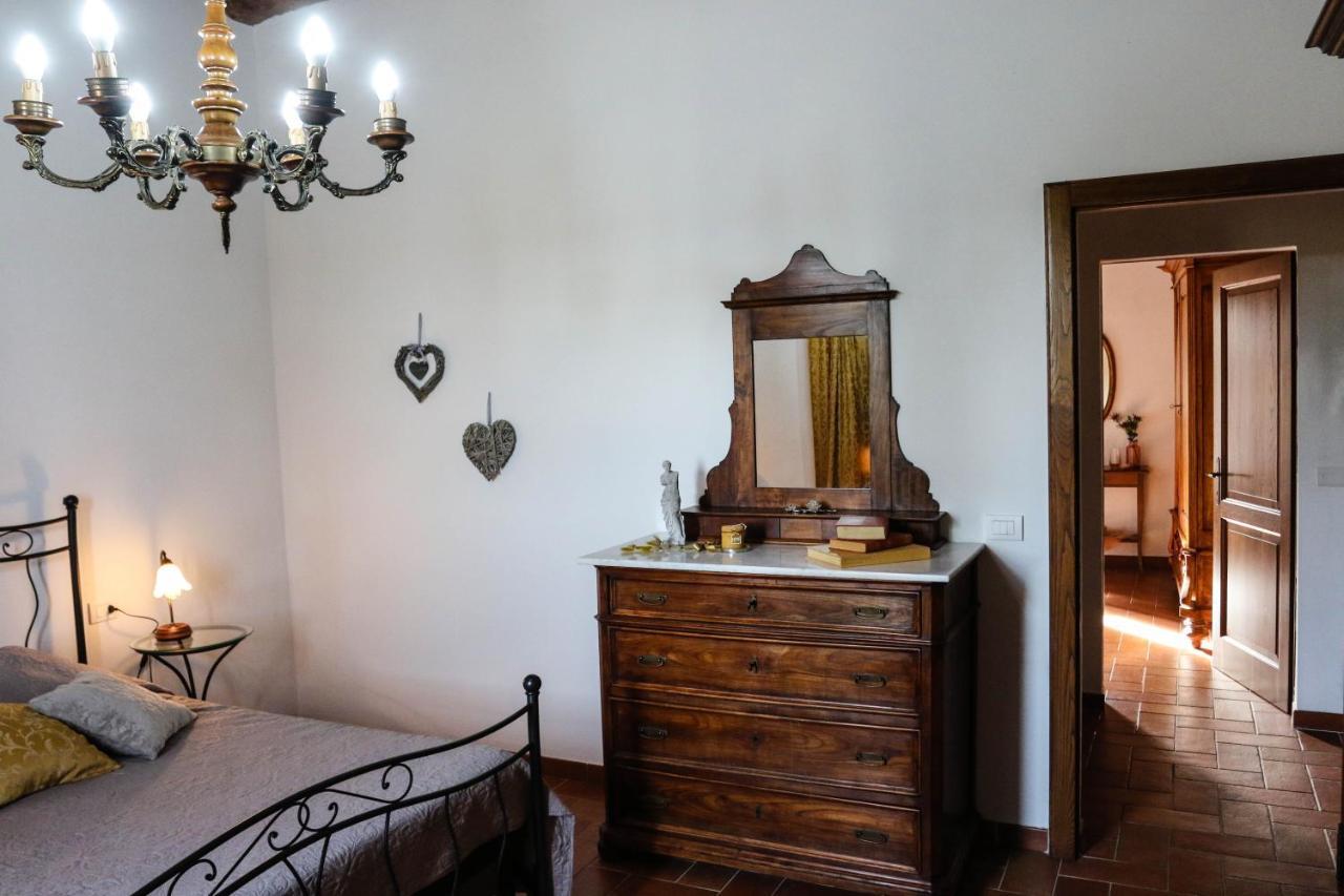 Montisi Agriturismo Bombina מראה חיצוני תמונה
