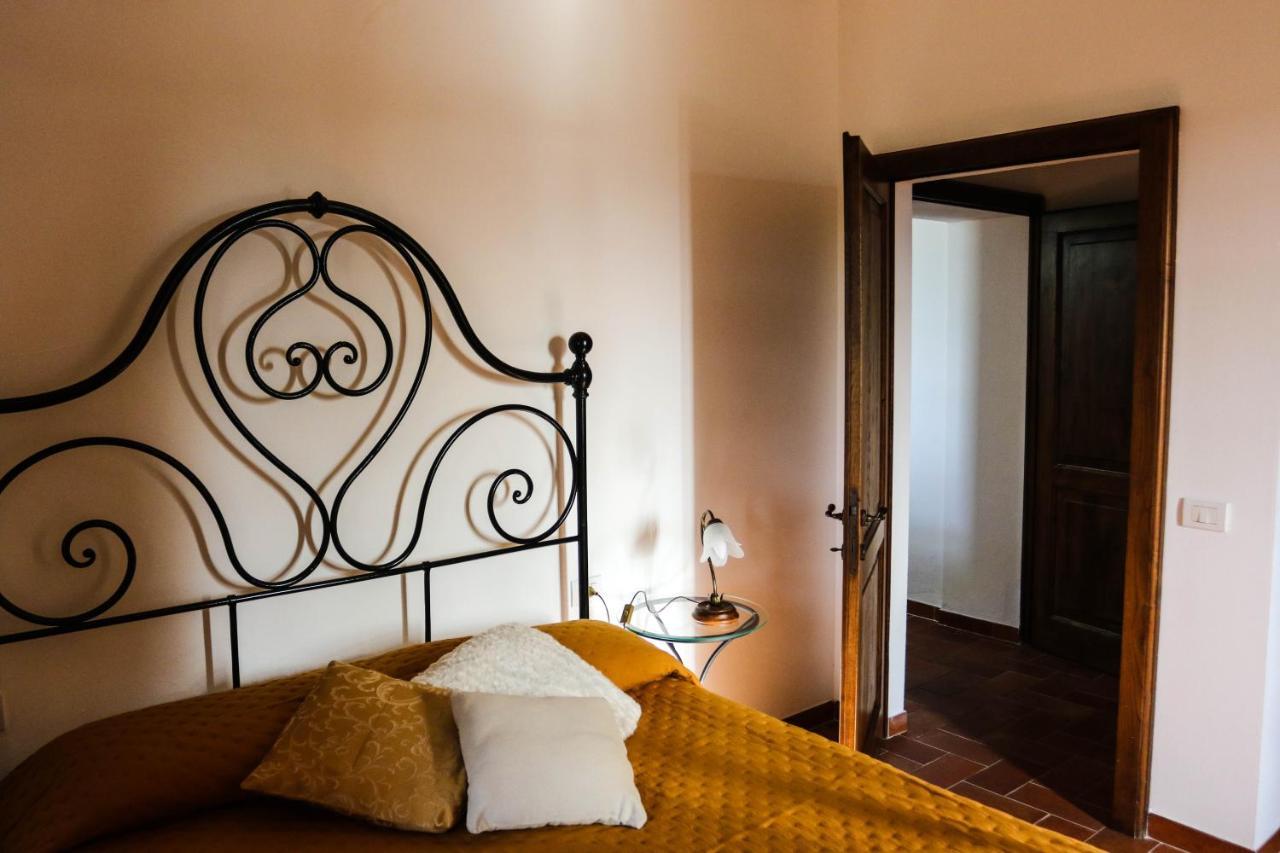 Montisi Agriturismo Bombina מראה חיצוני תמונה