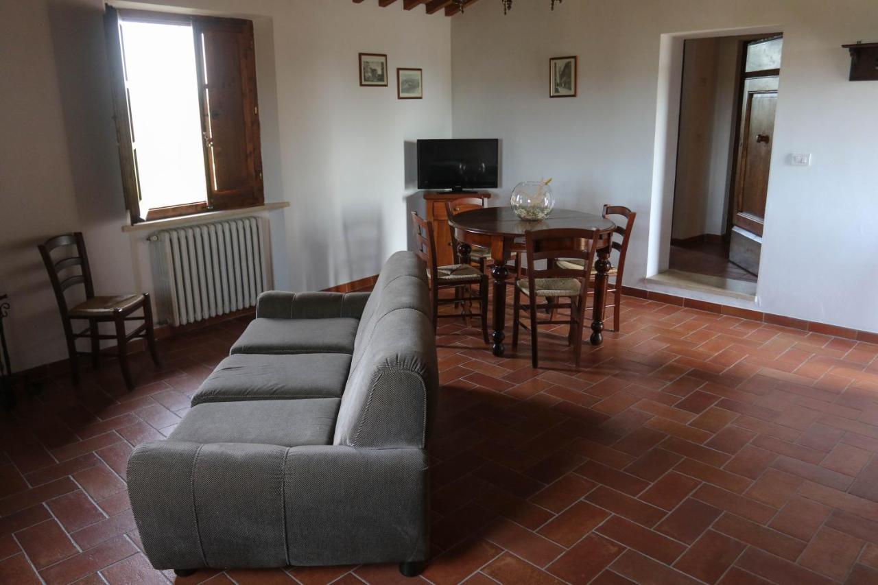 Montisi Agriturismo Bombina מראה חיצוני תמונה
