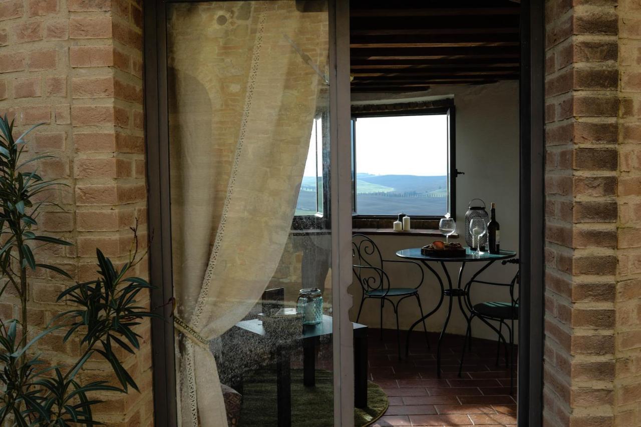 Montisi Agriturismo Bombina מראה חיצוני תמונה