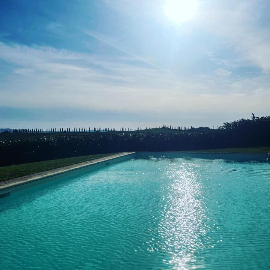 Montisi Agriturismo Bombina מראה חיצוני תמונה