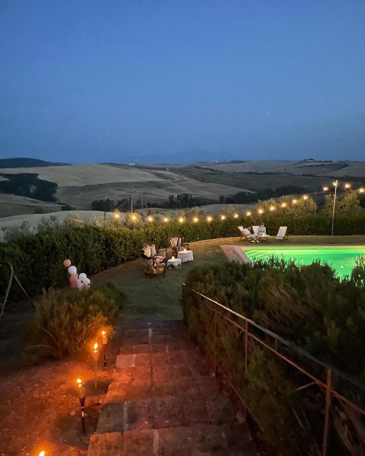 Montisi Agriturismo Bombina מראה חיצוני תמונה