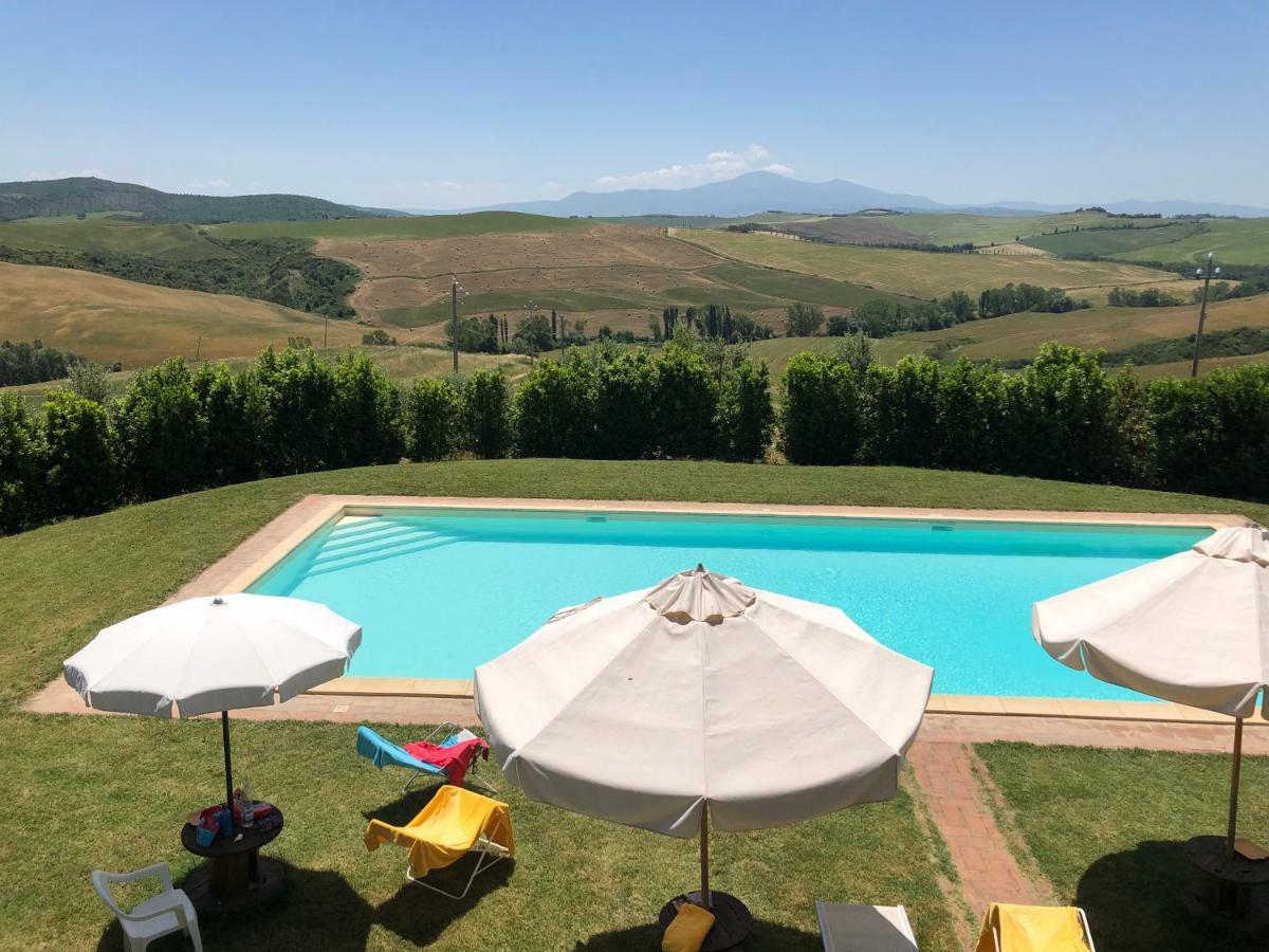 Montisi Agriturismo Bombina מראה חיצוני תמונה
