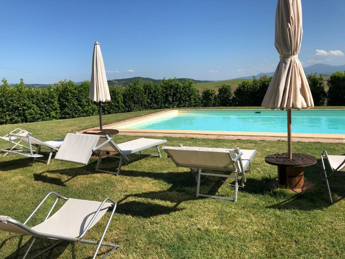 Montisi Agriturismo Bombina מראה חיצוני תמונה